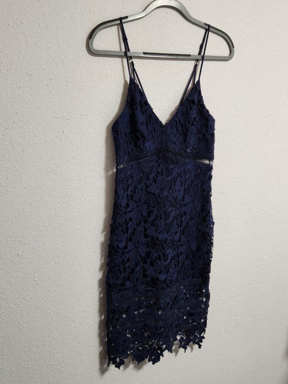 ASTR The Label | Navy Lace Cutout Midi Dress Small - Picture 5 of 12